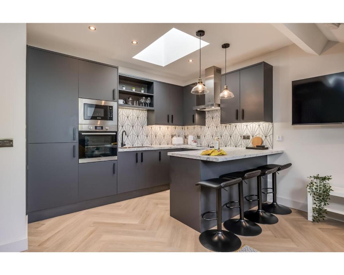 Central Belfast Apartments: University Street 외부 사진