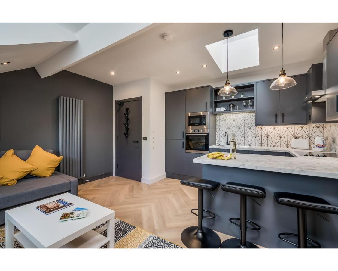 Central Belfast Apartments: University Street 외부 사진